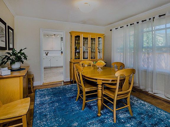 3rd image of 130 Santa Clara Ave