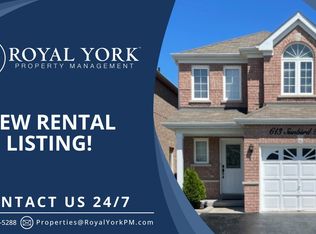 613 Sunbird Trl #2, Pickering, ON L1X2X7