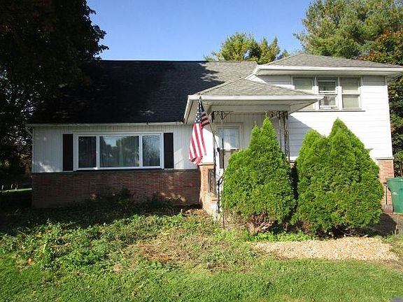 3rd image of 3303 Washington St
