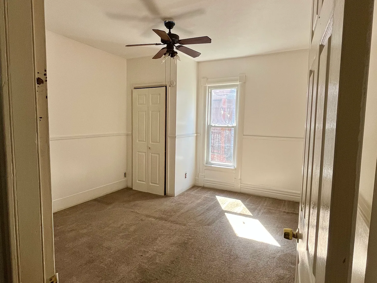 2 bed, 800 sqft, $1,500 — Photo 4