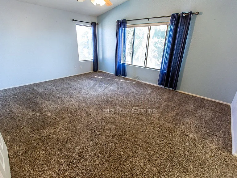 4323 E Ivanhoe St — Photo 37