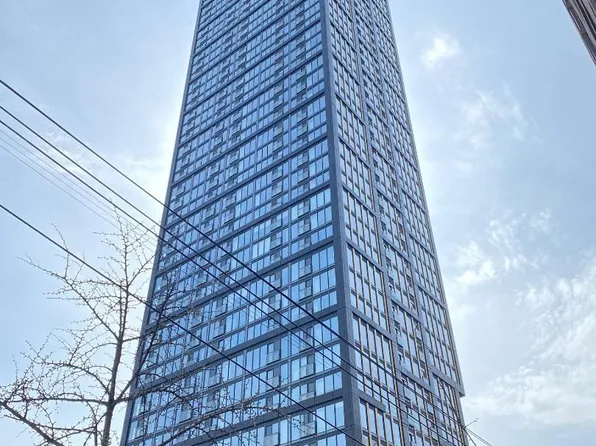 319 Jarvis St #2309, Toronto, ON M5B 2C2