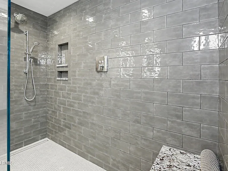 1049 N Boulder Dr — Photo 30