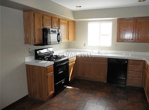 4th image of 6246 Eliza Ln