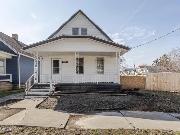 3223 Maple St, Toledo, OH 43608