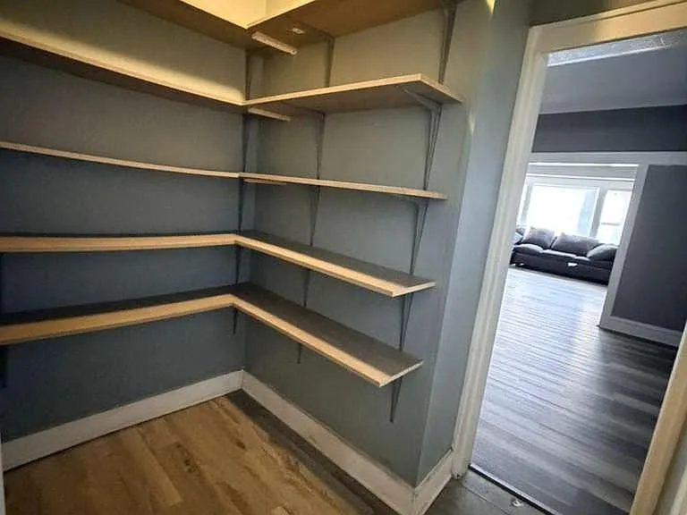 Unit Photo