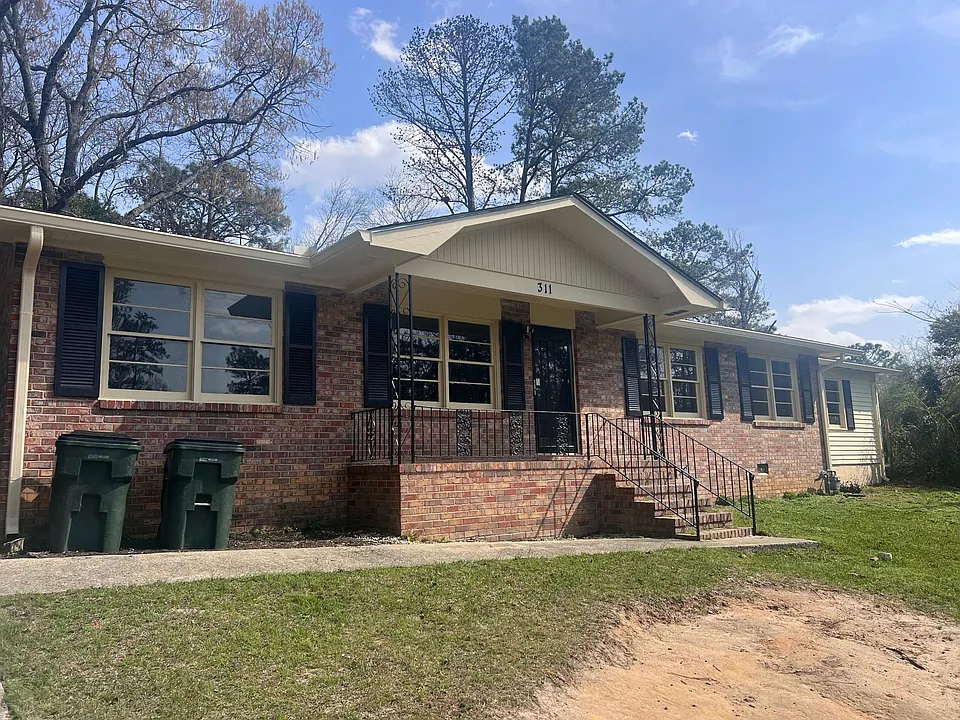 311 Sterling Dr