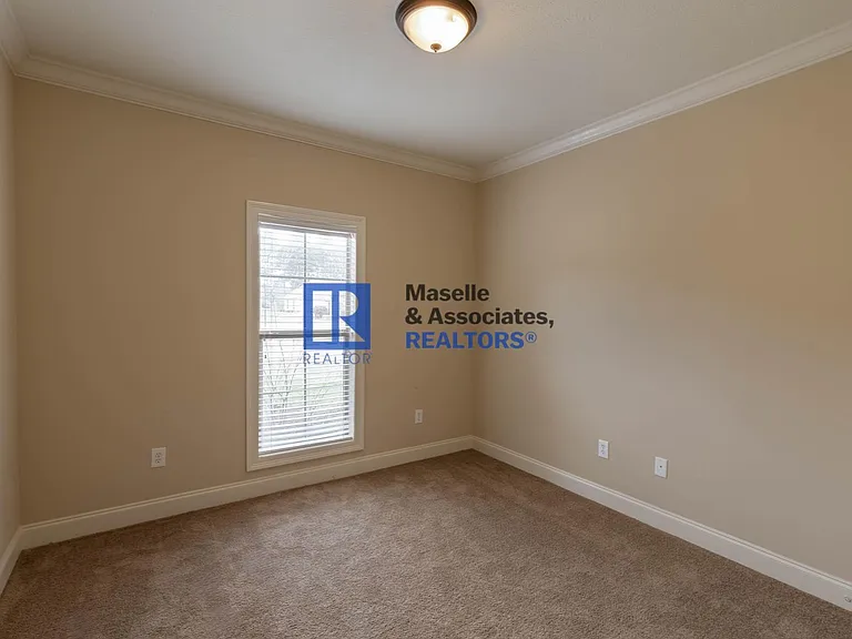 125 Mason Way — Photo 31