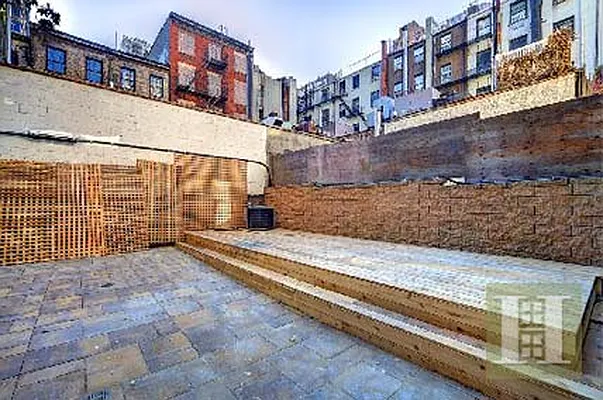 Rented by Halstead Real Estate | media 29