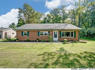 2490 Cremean Rd, Lima, OH 45807