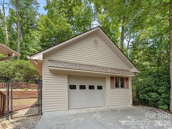 4th image of 620 Thunder Rd