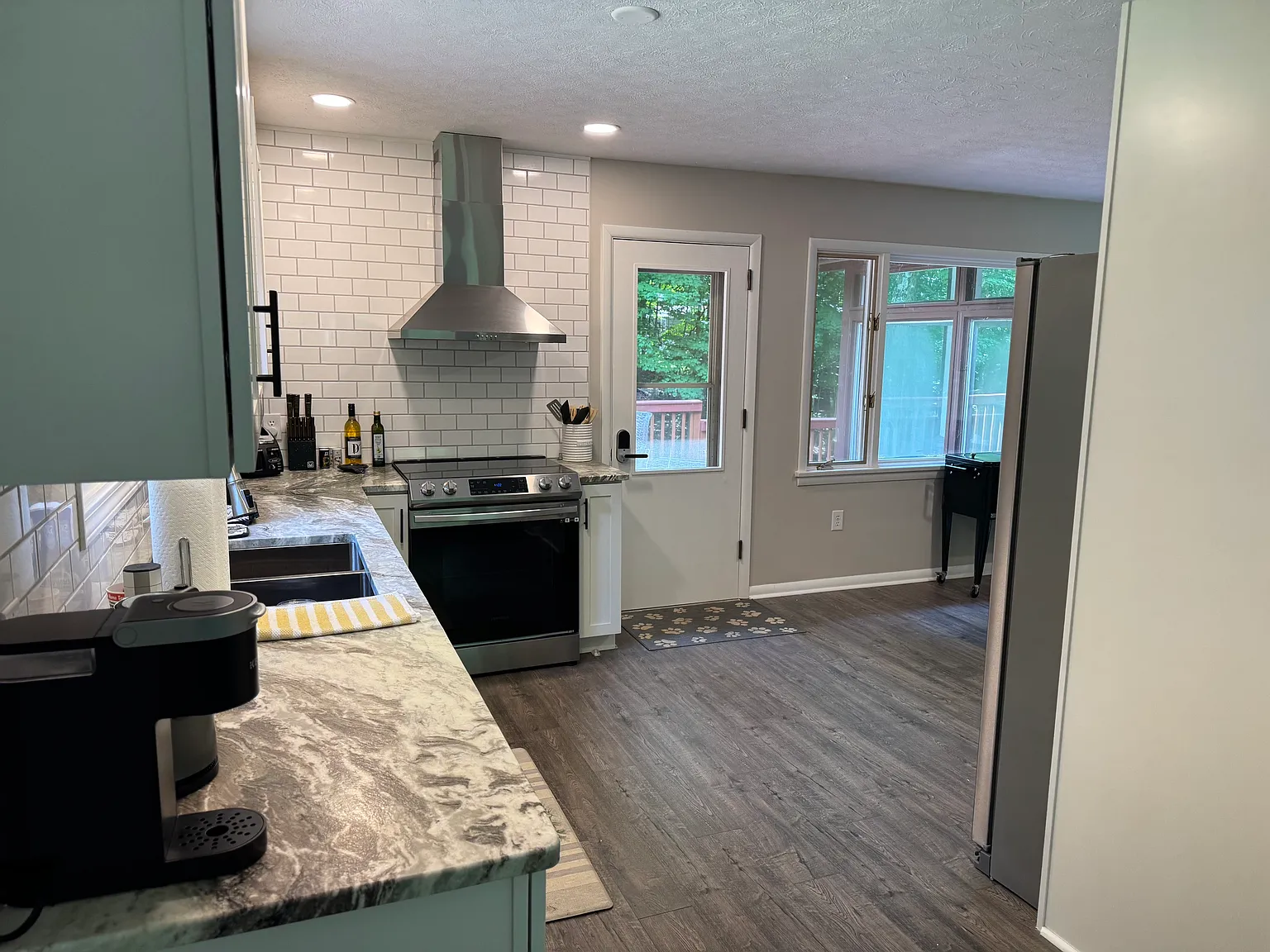 3 bed, 1703 sqft, $2,600 — Photo 2