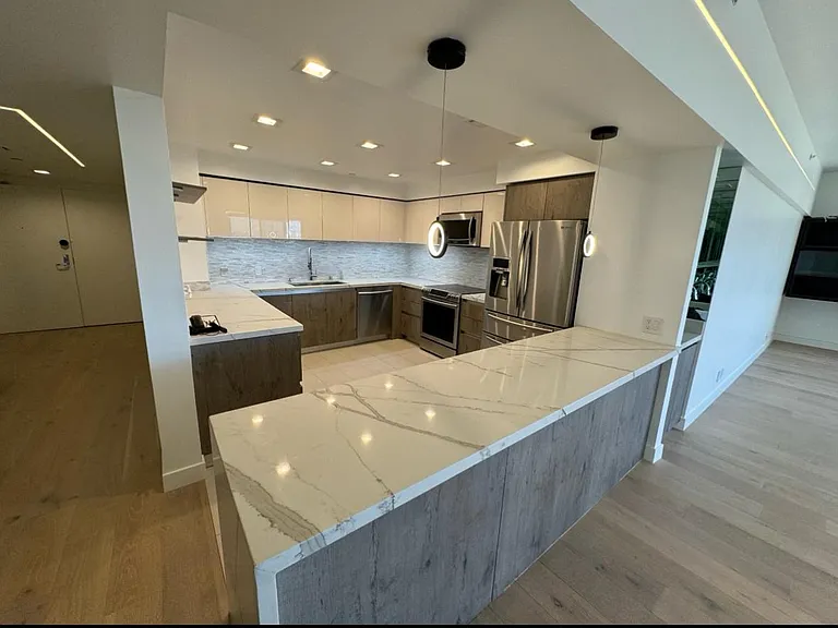 10445 Wilshire Blvd #1804 — Photo 10