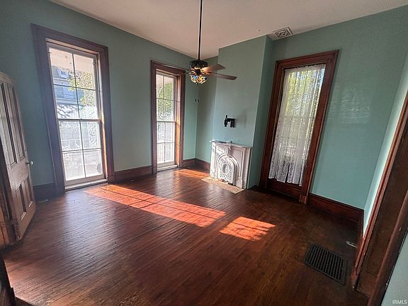 4th image of 506 N 3rd St