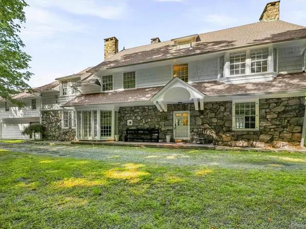 23 Maple Road, Cornwall On Hudson, NY 12520