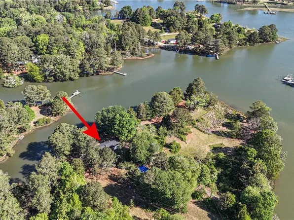 6666 Riverview Inn Ln, Gloucester, VA 23061