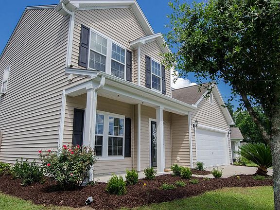 2nd image of 104 Goldfinch Ln