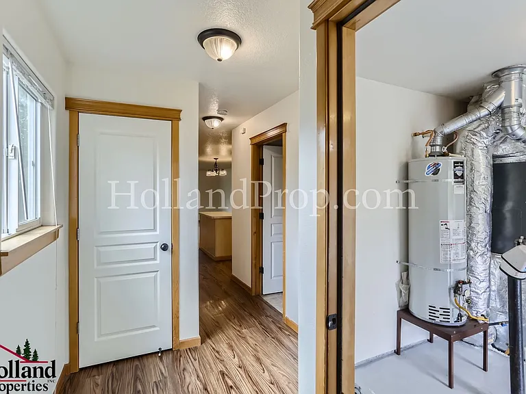 6547 SE Woodstock Blvd — Photo 25