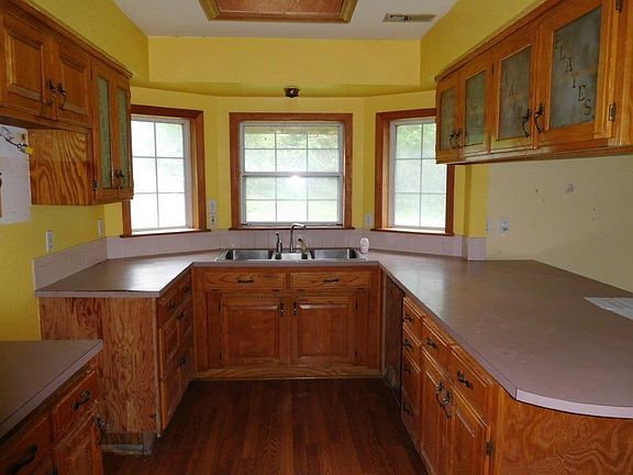 4th image of 14752 Blueberry Ln