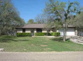 1 Comanche Ln, Morgans Point Resort, TX 76513