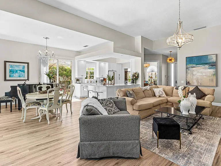 4983 Garden Dr — Photo 5