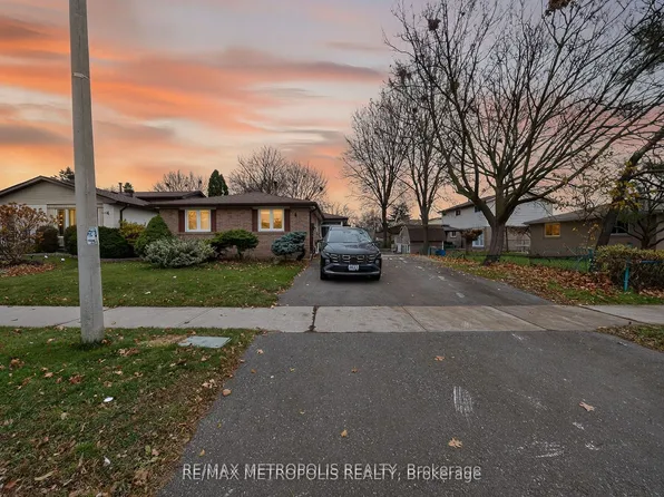 6 Madoc Dr #Basement, Brampton, ON L6V 1Z9