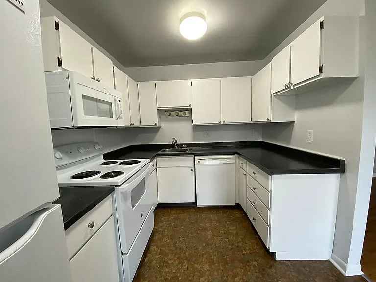 4037 S Rose St — Photo 10