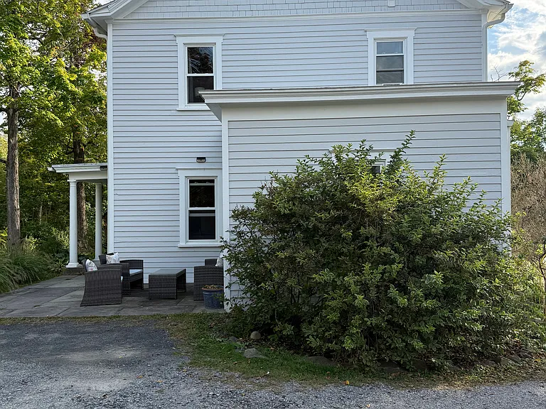 26 Main St #2 — Photo 19