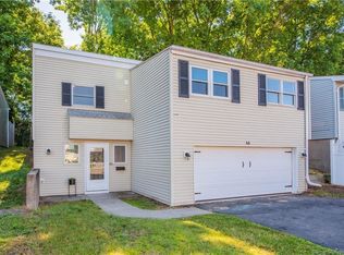 45 Braeburn Ln, Middletown, CT 06457