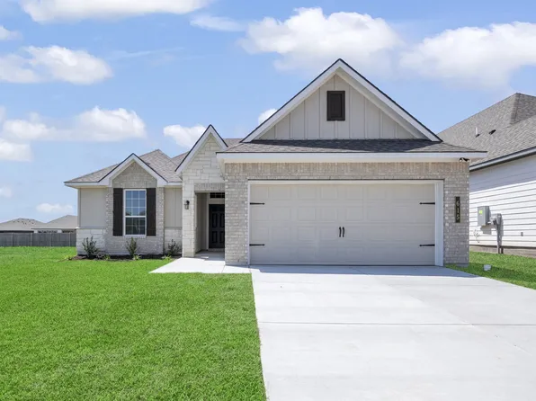 4716 Holm Oak Rd, Bryan, TX 77845