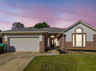 16 Pecan Valley Cir, Nash, TX 75569