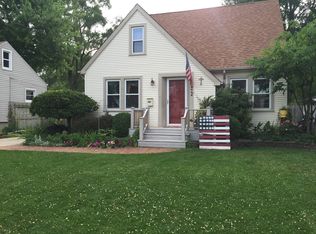 8954 Potomac Dr, Munster, IN 46321