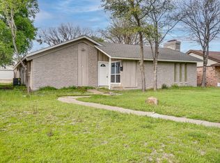 3805 W Rochelle Rd, Irving, TX 75062