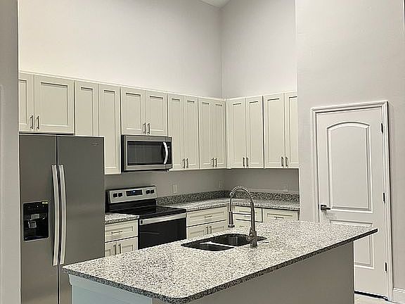 Granite kitchen with pantry