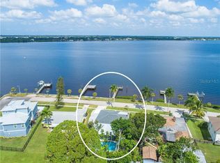 2408 Riverside Dr E, Bradenton, FL 34208