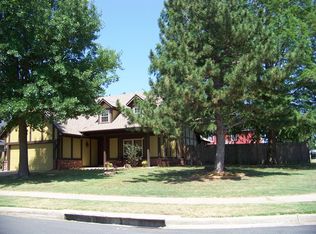 4211 S Walnut Ave, Broken Arrow, OK 74011