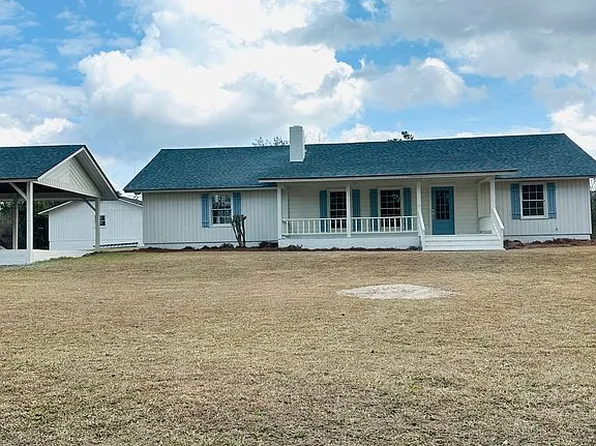 404 Dogwood Ave, Douglas, GA 31533