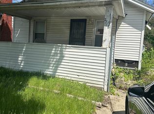 2718 Dupont St, Flint, MI 48504