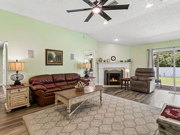 5th image of 23701 Flora Parke Blvd