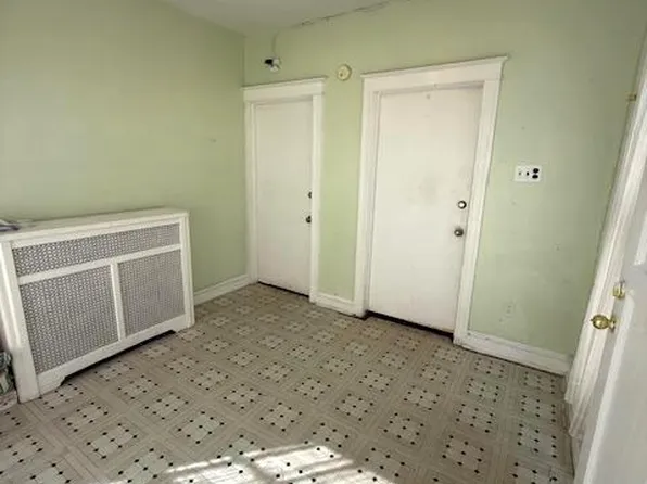 6638 N Gratz St, Philadelphia, PA