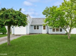 8 Michael Ave, Bellport, NY 11713