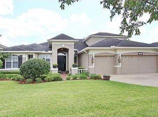 17631 Archland Pass Rd, Lutz, FL 33558