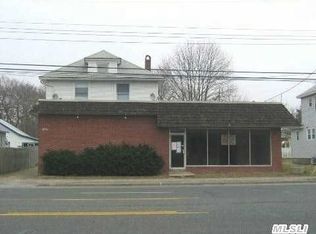 157 Medford Ave, Patchogue, NY 11772