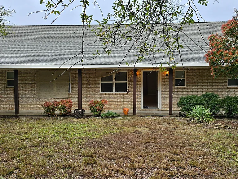 2267 County Road 3025 — Photo 17