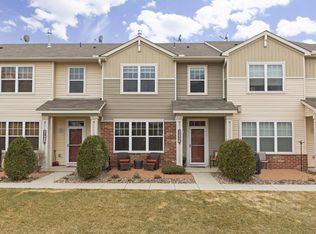 3299 Hazel Trl UNIT E, Woodbury, MN 55129