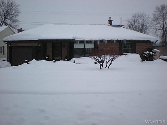 1st image of 319 Lakewood Pkwy