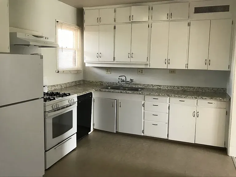 437 S Richmond Rd #A — Photo 5