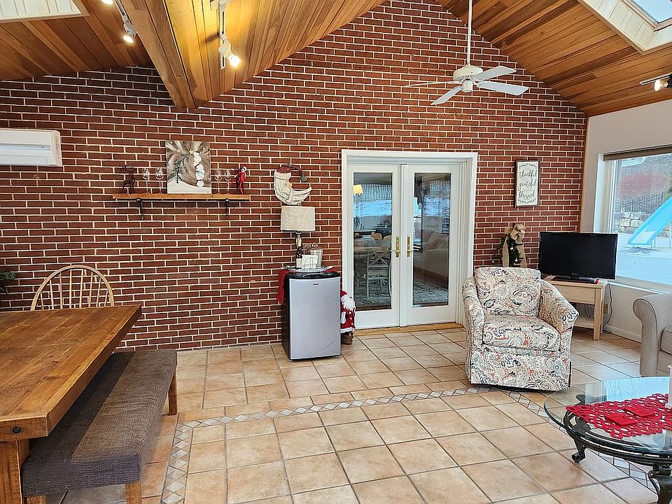 214 Myrtle Ave, Punxsutawney, PA 15767 Zillow