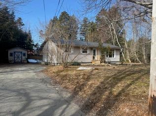 1040 Conquerall Mills Rd, Lunenburg, NS B4V6A4
