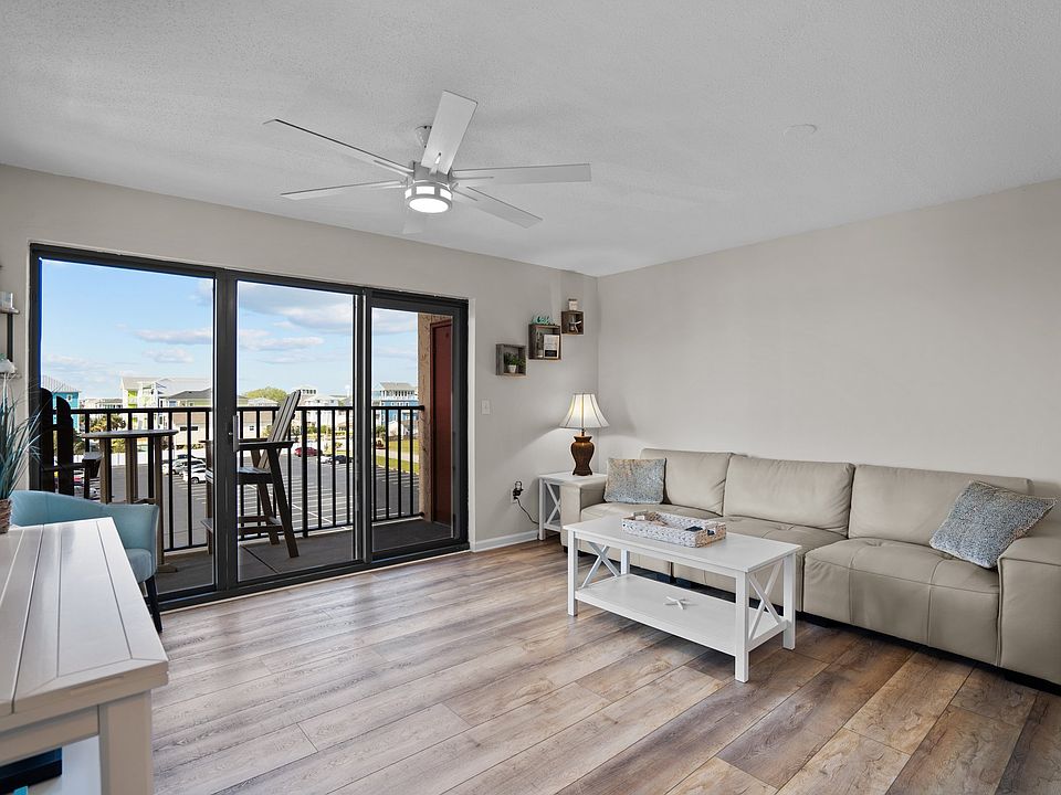 Living/dining are with balcony access